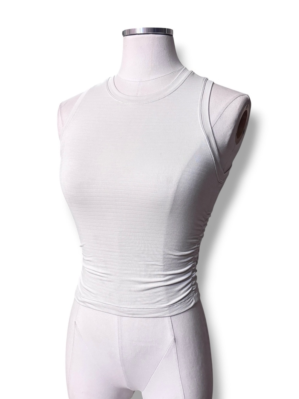 LULULEMON Off White Mesh Ruched Tank Size 0